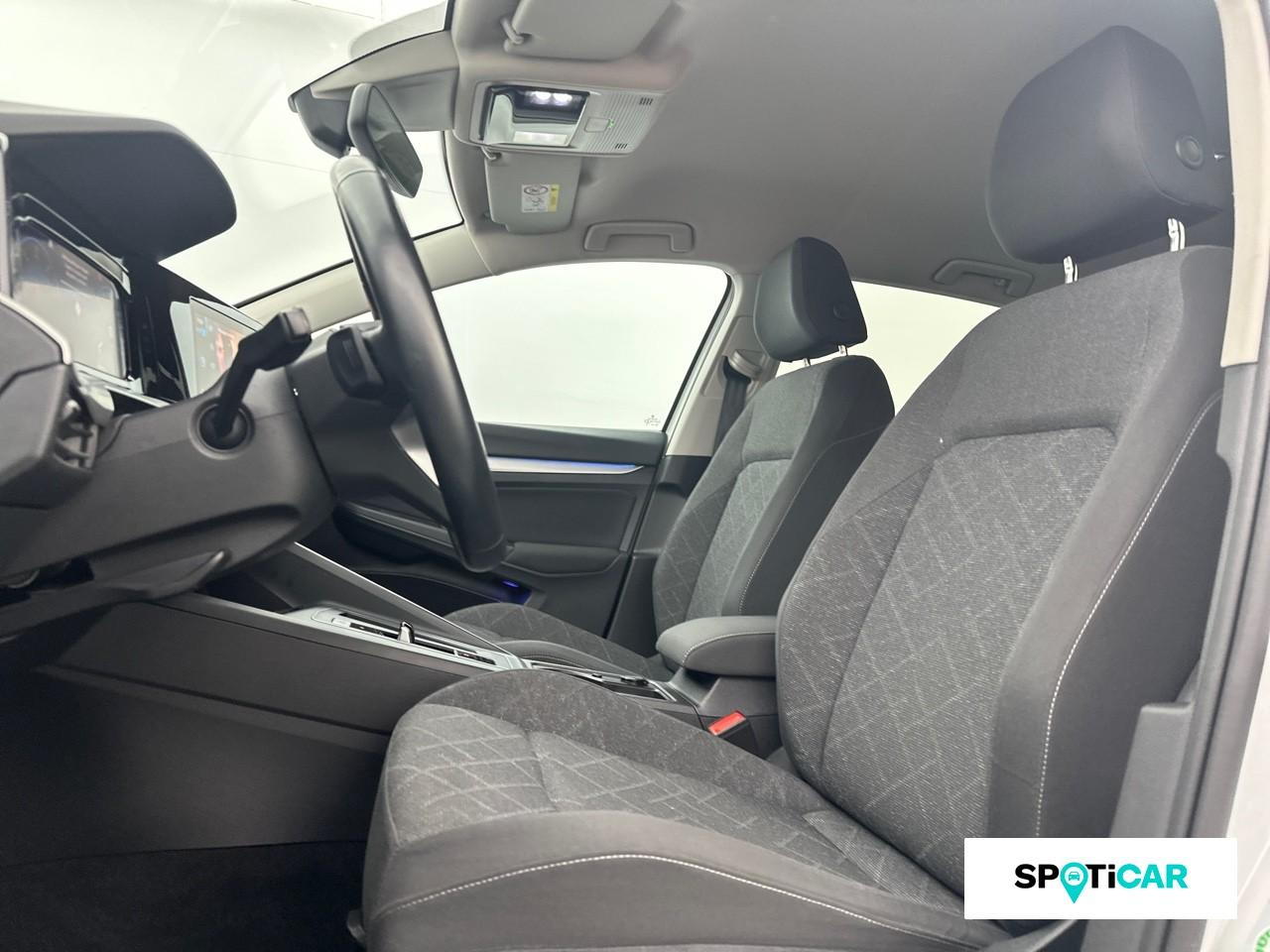 Volkswagen Golf 2.0 tdi scr 150ch life dsg7 — photo 9