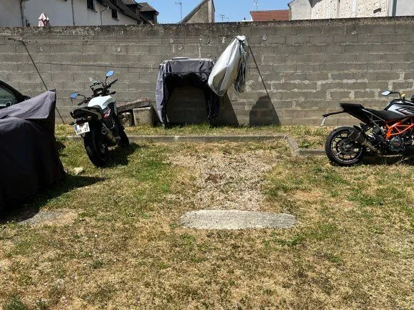 4 places de parking