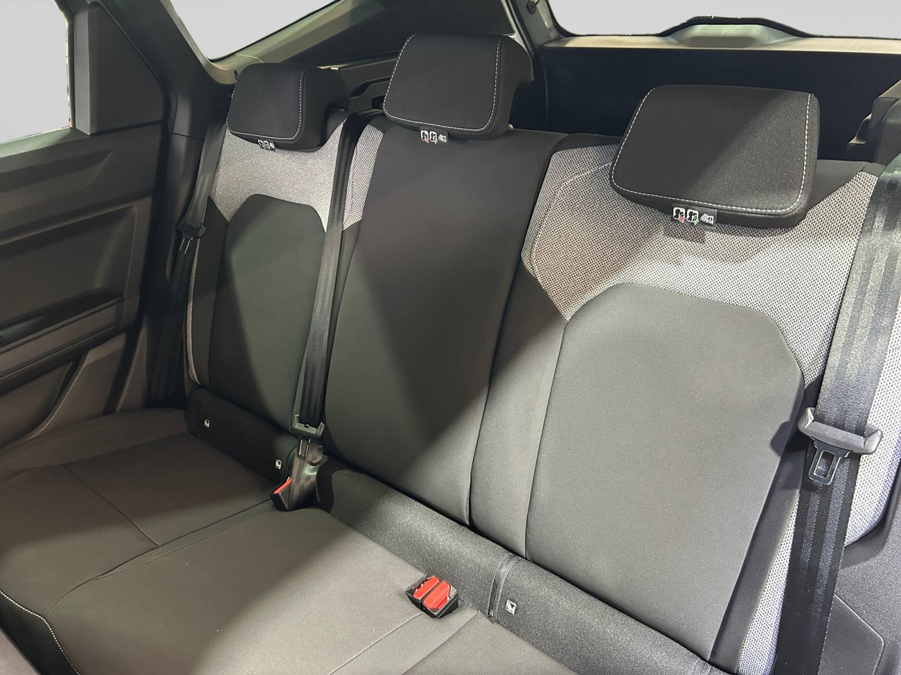 Dacia Bigster — photo 10