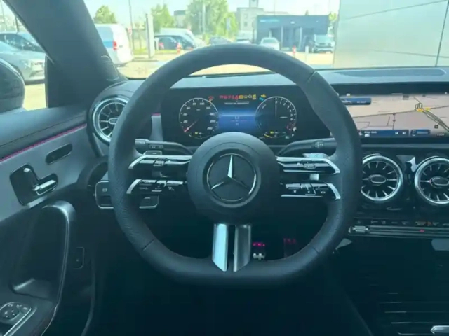 Mercedes Cla 250 e hybrid eq shooting b — photo 13
