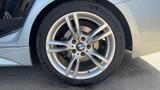 BMW Serie 3 330e 252 Plug in Hybrid BVA8 - M Sport – 2016 – 77189 km – Hybride rechargeable – Boîte Automatique — photo 19
