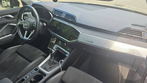 Audi Q3 2.0 TDI 150  S-Tronic7 - Design Luxe – 2020 – 137653 km – Diesel – Boîte Automatique — photo 14