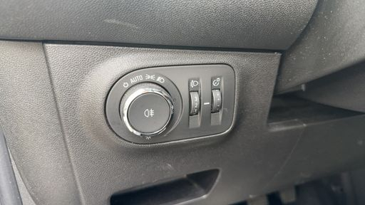 Opel Adam 1.0 Turbo 115 - Glam – 2018 – 83925 km – Essence – Boîte Manuelle — photo 20