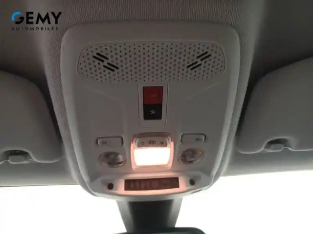 Peugeot 208 electrique 50 kwh 136ch — photo 14
