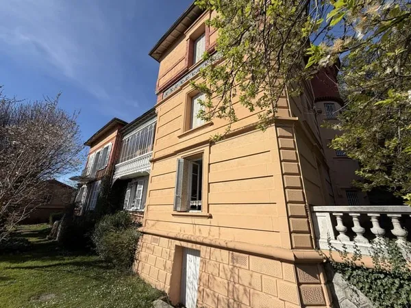 Propriété de caractère - Maison bourgeoise de 1858 avec parc