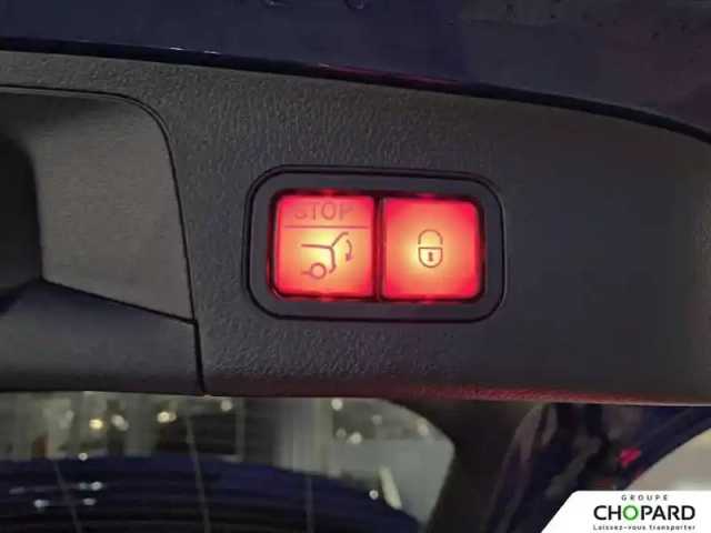 Mercedes Eqa 250+ — photo 14