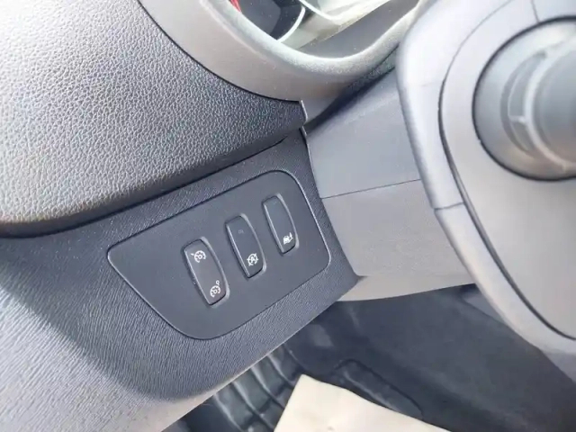 Renault Kangoo blue dci 115 — photo 22