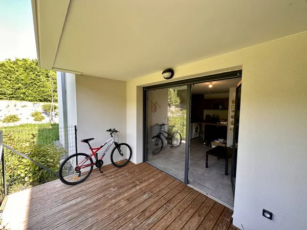 À LOUER SUPERBE APPARTEMENT T2 EN REZ-DE-CHAUSSÉE DE 41 M2