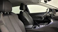 Peugeot 3008 1.5 BlueHDi 130ch S&S Allure Pack EAT8 — photo 15