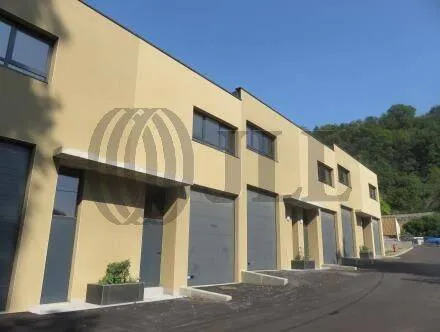 Local d'activité 800 m²