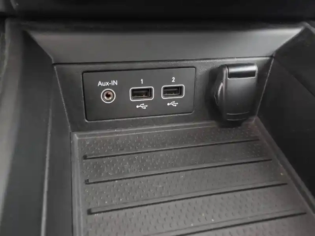 Renault Zoé zoe r110 - 22b — photo 38