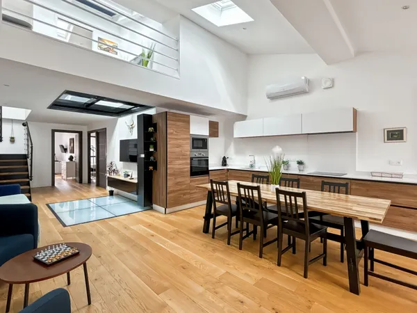 Appartement 6 pièces 108 m²