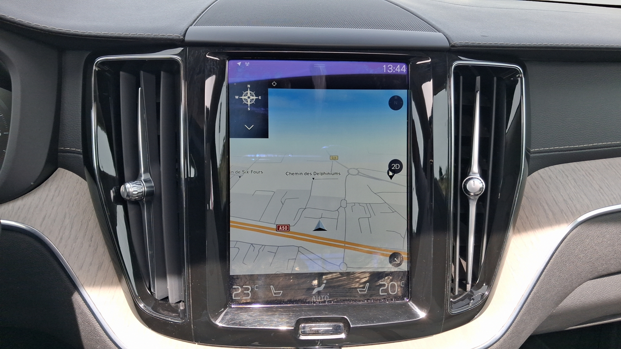 Volvo XC60 D5 AWD 235 ch Geartronic 8 — photo 36