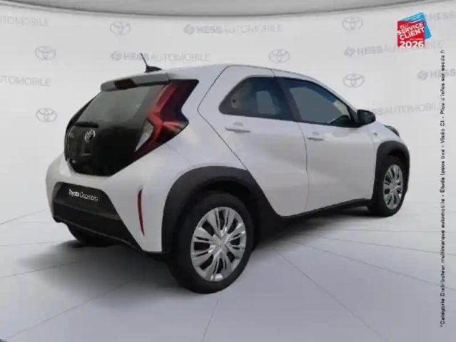 Toyota Aygo X 1.0 vvt-i 72ch dynamic my24 — photo 6