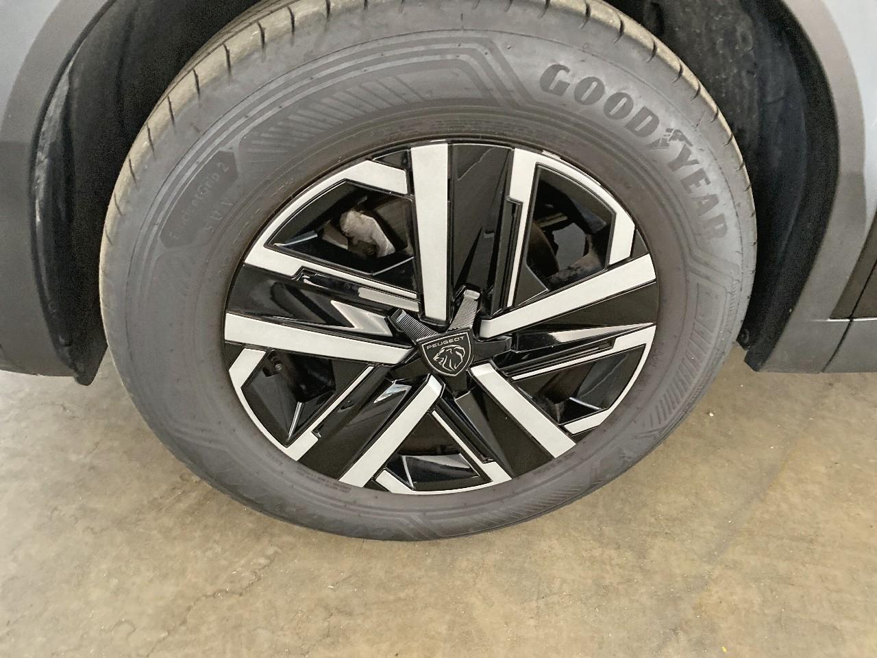 Peugeot 2008 100 s&s bvm6 style — photo 11