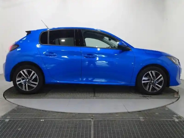 Peugeot 208 1.2 puretech 100ch s&amp;s allure 118g — photo 6