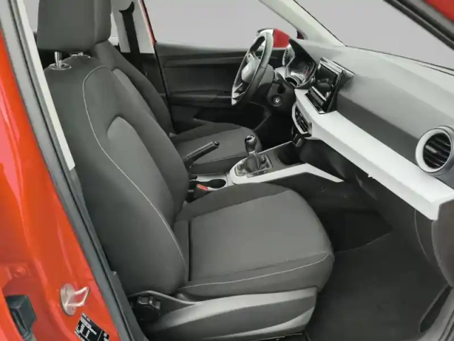 Seat Arona 1.0 tsi 95 ch start/stop bvm5 copa — photo 8