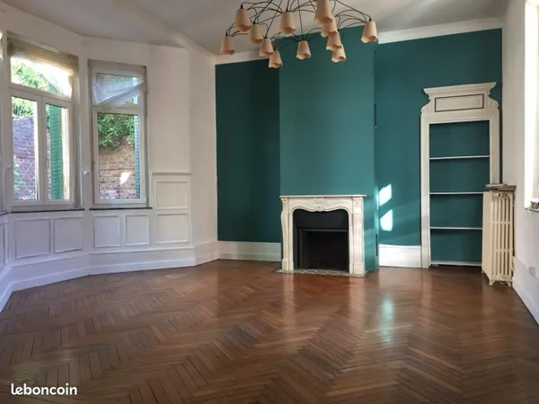 Maison de maître 250m2 sur 11 ares de terrain