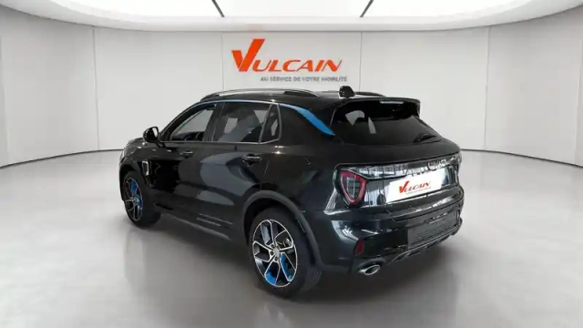 Lynk&Amp;Co 01 1.5 phev 261 ch dcth7 — photo 2