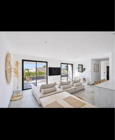 Appartement dans résidence privée