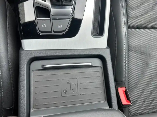 Audi Q5 55 tfsie 367 s tronic 7 quattro — photo 48