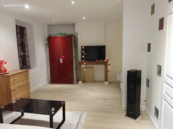 Location T1 bis meublé 45m² Lyon 69008