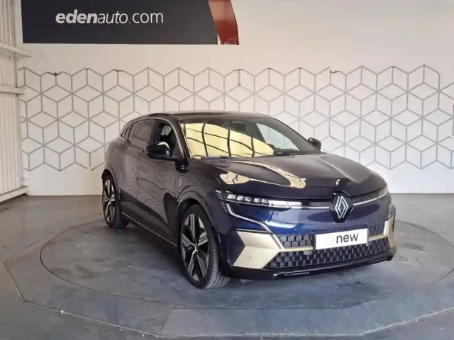 Renault Megane e-tech ev60 220 ch super charge — photo 11