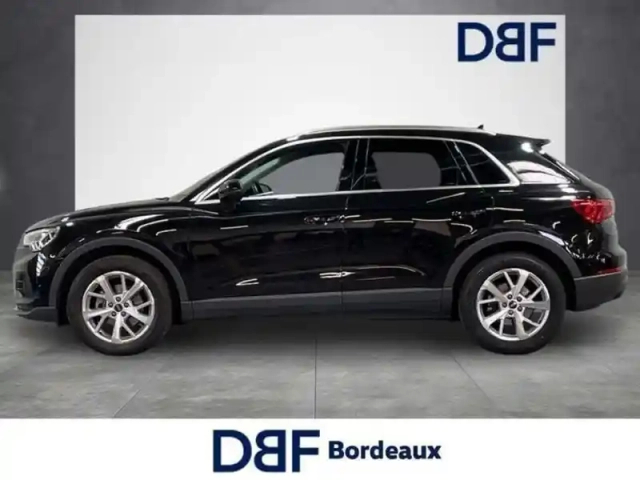 Audi Q3 35 tfsi 150 ch s tronic 7 design — photo 2