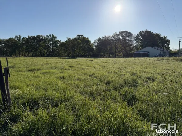Terrain 12241 m² Espinasse-Vozelle