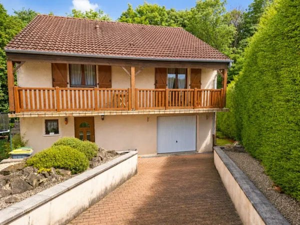 Maison 5 pièces 100 m²