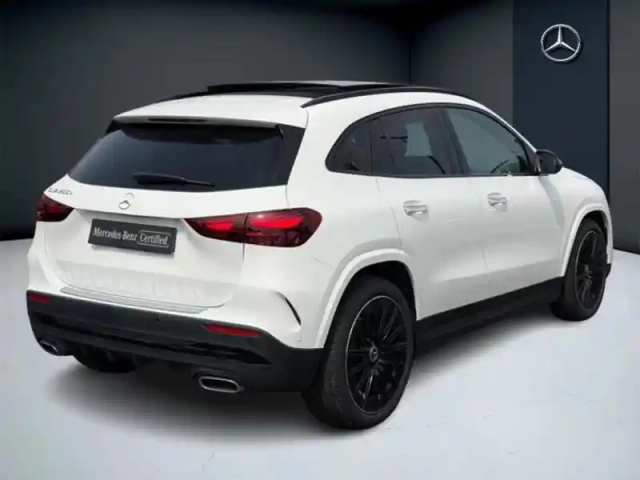 Mercedes Gla 200 d amg line — photo 25