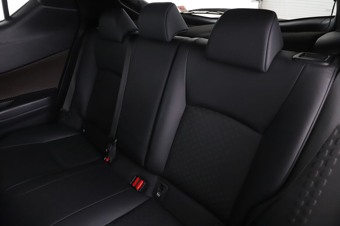 Toyota C-HR 1.8 Hybride Distinctive — photo 13