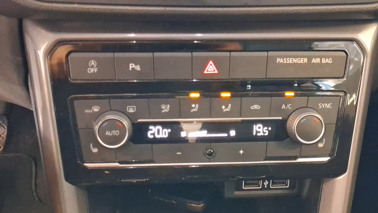 Volkswagen T-Cross 1.0 TSI 115 Start/Stop BVM6 — photo 17