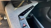 Peugeot 5008 Hybrid 145ch GT e-DCS6 — photo 27