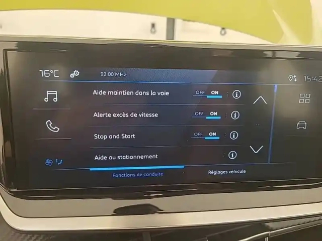 Peugeot 208 hybrid 100 e-dcs6 — photo 55