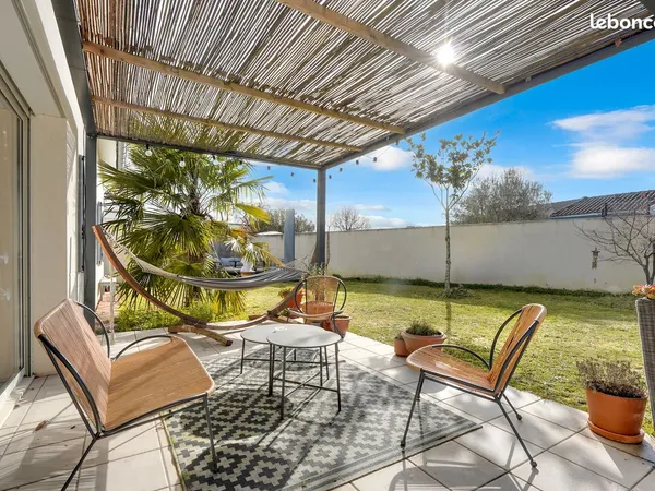 Maison - 100 m² - 4 pièces