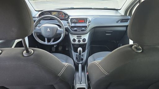 Peugeot 208 1.2 PureTech 68 - Like – 2018 – 128156 km – Essence – Boîte Manuelle — photo 14