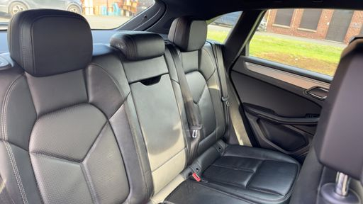 Porsche Macan S 3.D 258 AWD PDK7 - S – 2017 – 159757 km – Diesel – Boîte Automatique — photo 18
