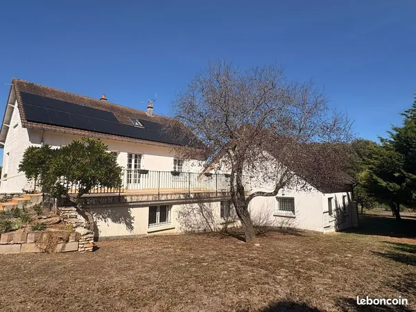 Maison 9 pièces 300 m²