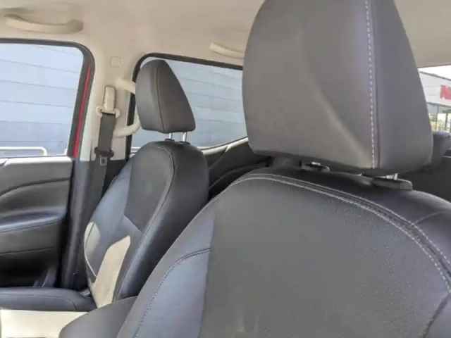 Nissan Navara 2.3 dci 190ch double-cab offroader tekna+ 2018 bva — photo 13