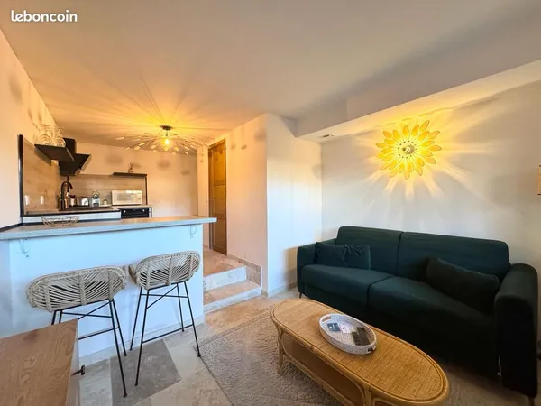 Titre APPARTEMENT 2 pièces Saint Tropez
