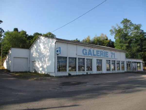 Local commercial 530 m²
