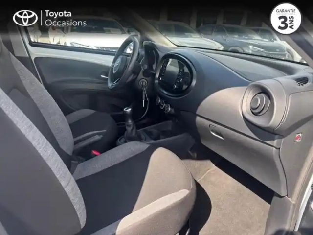 Toyota Aygo X 1.0 vvt-i 72ch dynamic my23 — photo 6