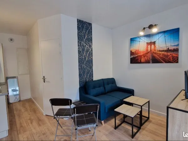 Agréable T2 refait à neuf, entièrement équipé, tout près de la gare et du Centre-ville
