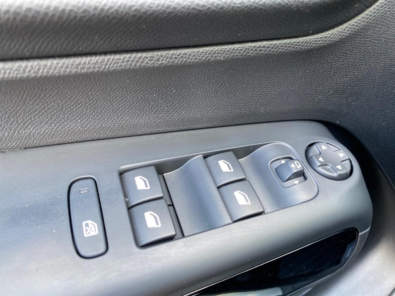 Citroën C5 Aircross hybrid 225ch shine pack e-eat8 — photo 18