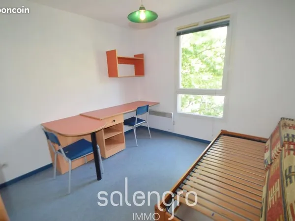Studio 1 pièce 18 m²