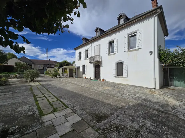 Maison 210 m2 -4 chambres-