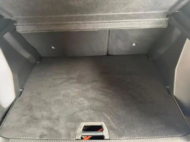Peugeot 2008 e- 136ch style — photo 6