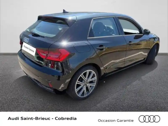 Audi A1 sportback 25 tfsi 95ch advanced — photo 4