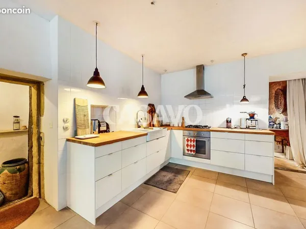Maison 5 pièces 170 m²